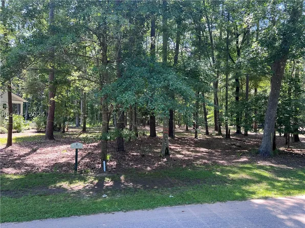 9 Oldfield Village Rd, Bluffton, SC 29909