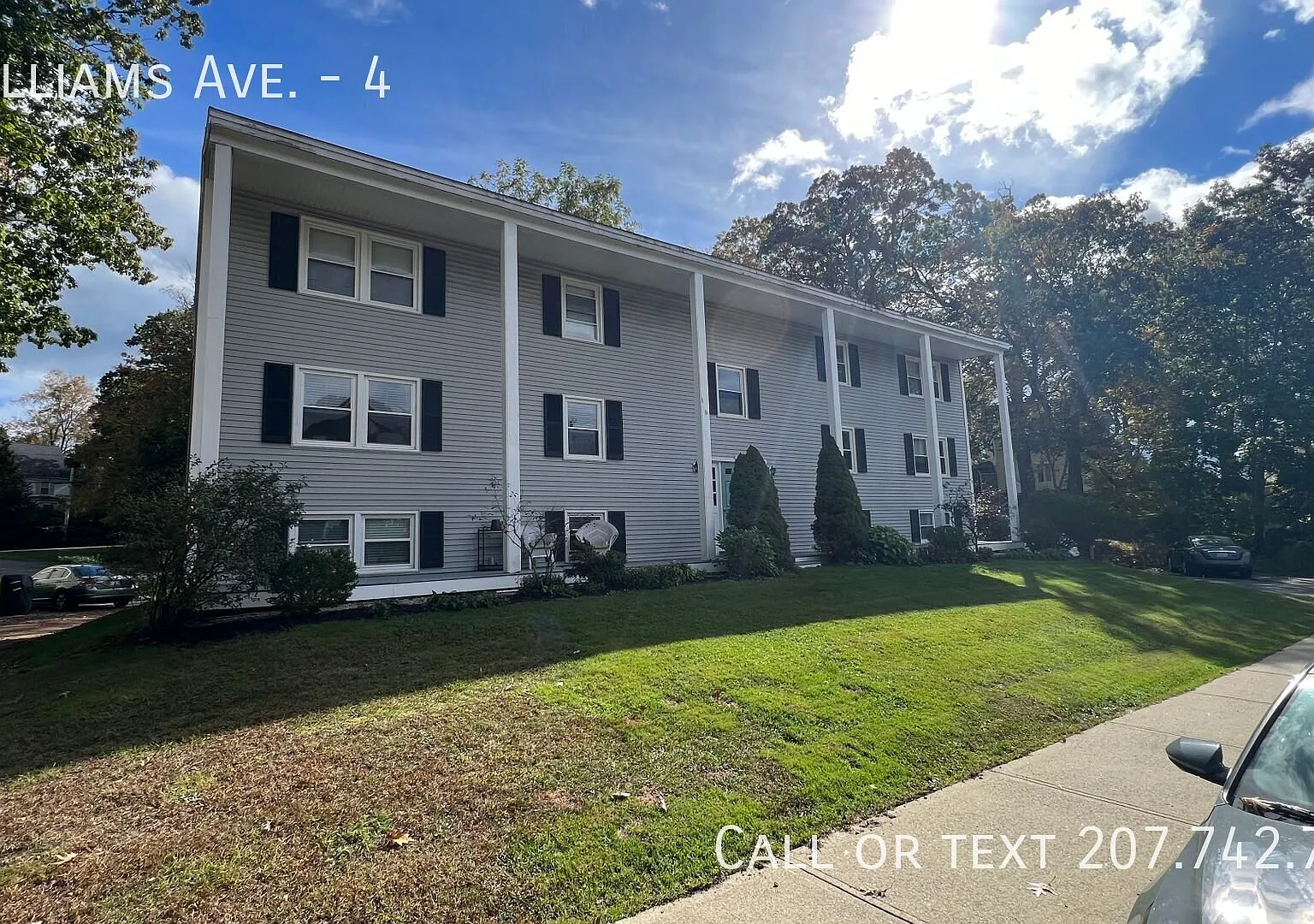 Bright and sunny, modern, Washer/Dryer in Unit,2 BR condo close to downtown Kittery. — Photo 4
