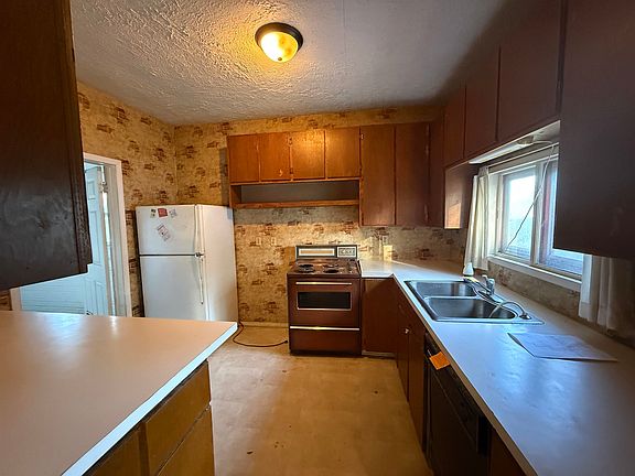 5th image of 407 2nd St