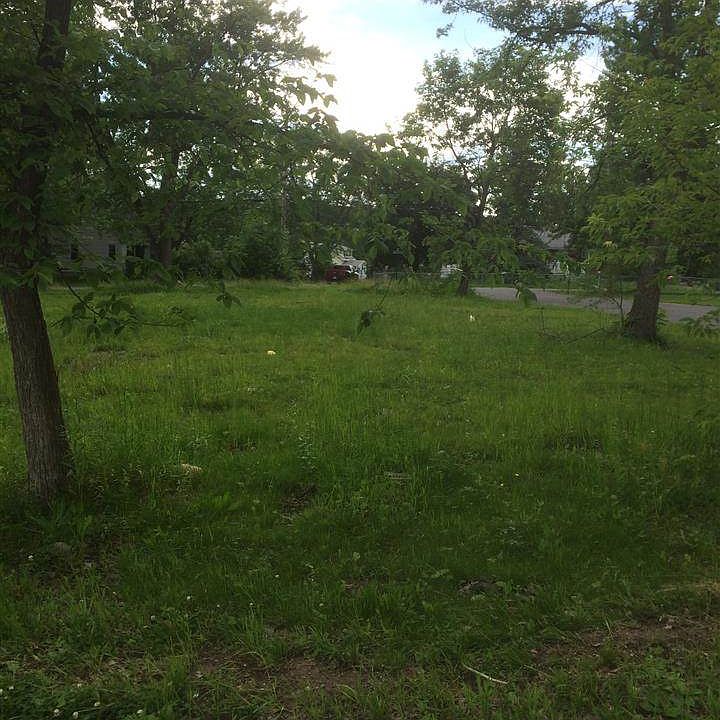 2nd image of 45 Phillips Rd
