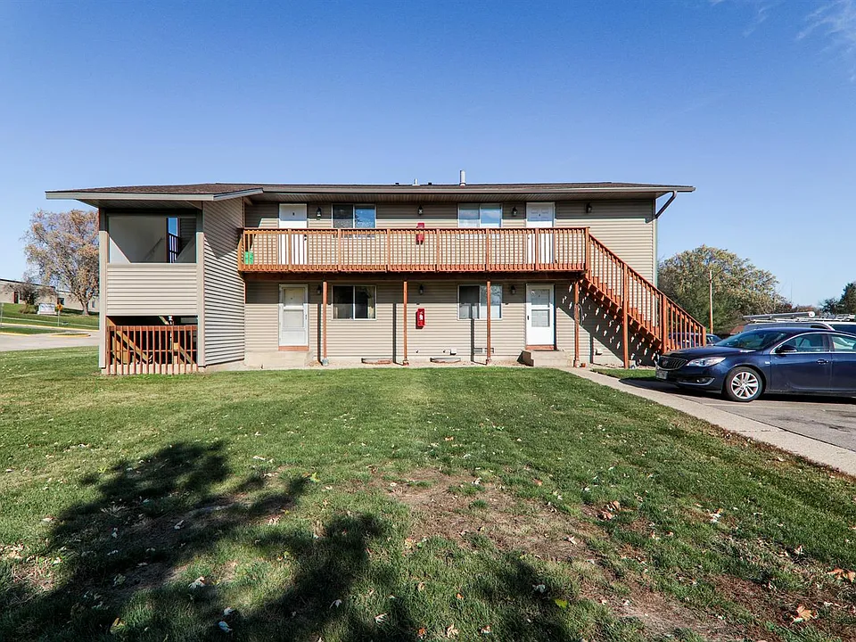 11 Simonson Blvd