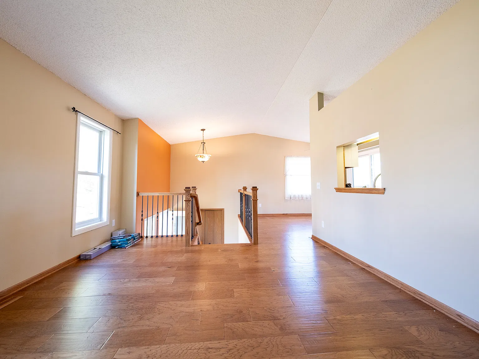 Flagstaff Court South, Rosemount (16211) JP DG1 - 1 — Photo 4