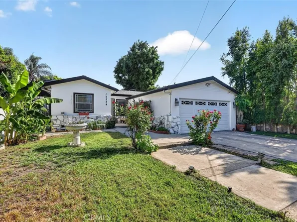 15354 Leadwell St, Van Nuys, CA 91406