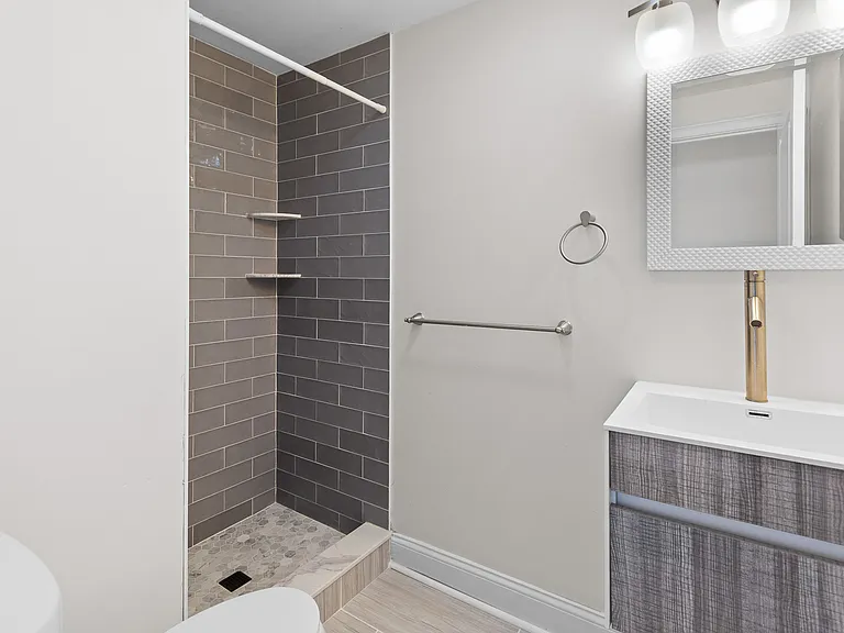 14 Trenton St #STREET2 — Photo 24
