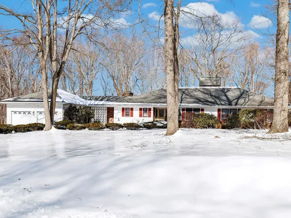30 Abbey Lane, Shelton, CT 06484