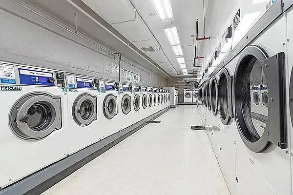 Rented by Mayell LLC | media 18