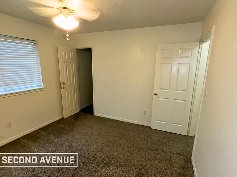 7226 Windwillow Dr — Photo 15
