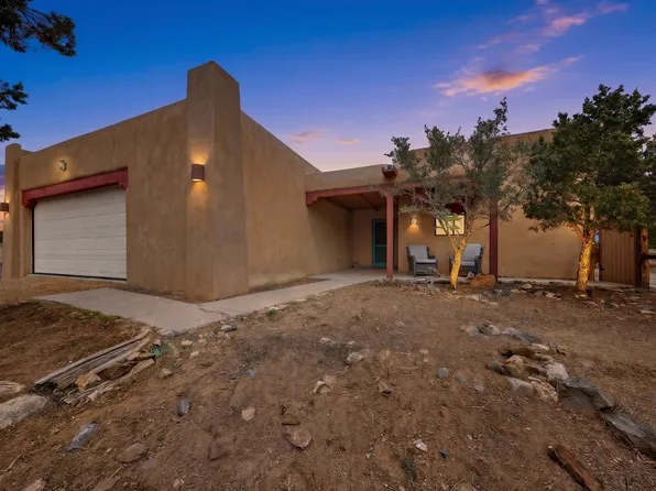 7 Bonito Ct, Santa Fe, NM 87508
