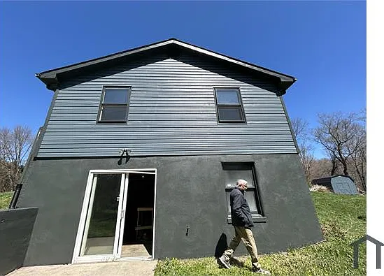 4 bed, 2000 sqft, $3,600 — Photo 3