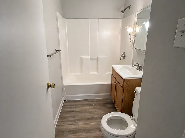 1 Dora Dr — Photo 7