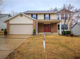 925 Blake Ct, Saint Peters, MO 63376