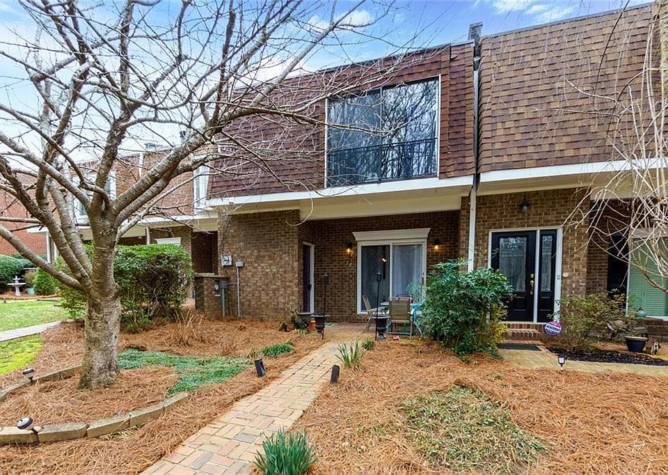 1st image of 260 Manning Rd SW Unit 10