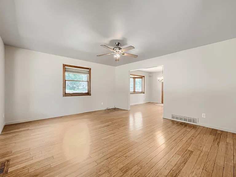 2821 E Serendipity Cir — Photo 5