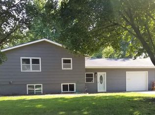 630 Iowa St, Akron, IA 51001