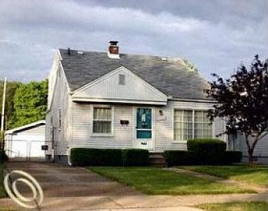 1st image of 19222 Woodcrest St
