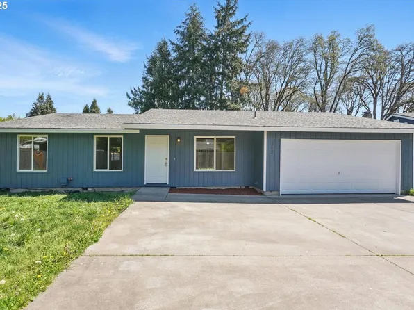 362 NE 34th Pl, Hillsboro, OR 97124