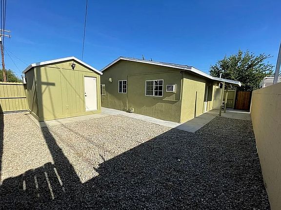 Private outdoor area & personal storage unit