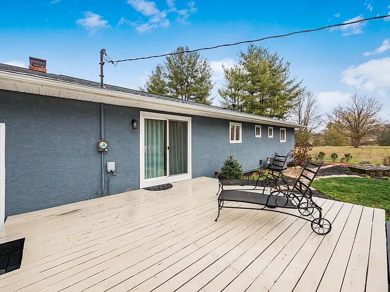 6875 Central College Rd — Photo 33