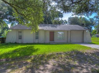 3106 S Kingsway Rd, Seffner, FL 33584