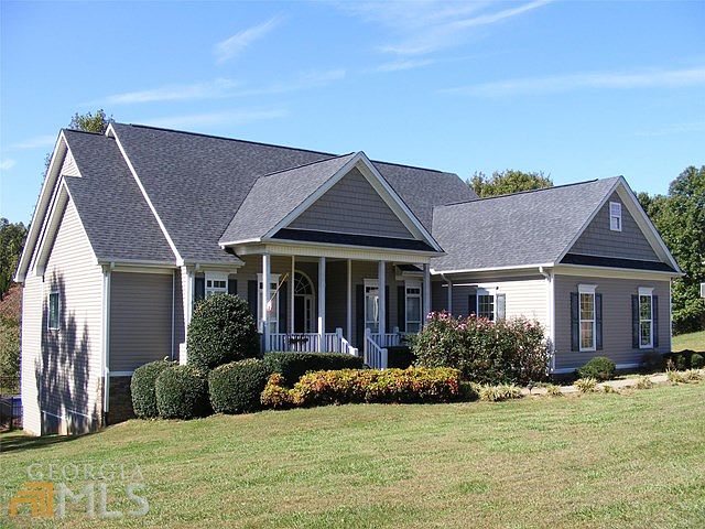1st image of 218 Stonington Dr
