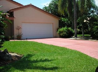 7058 NW 3rd Ave, Boca Raton, FL 33487