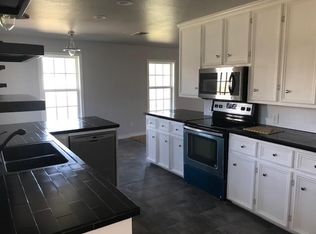 516 Kirk St, Hico, TX 76457