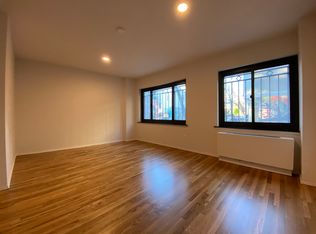 284 Mott St APT 1F, New York, NY 10012