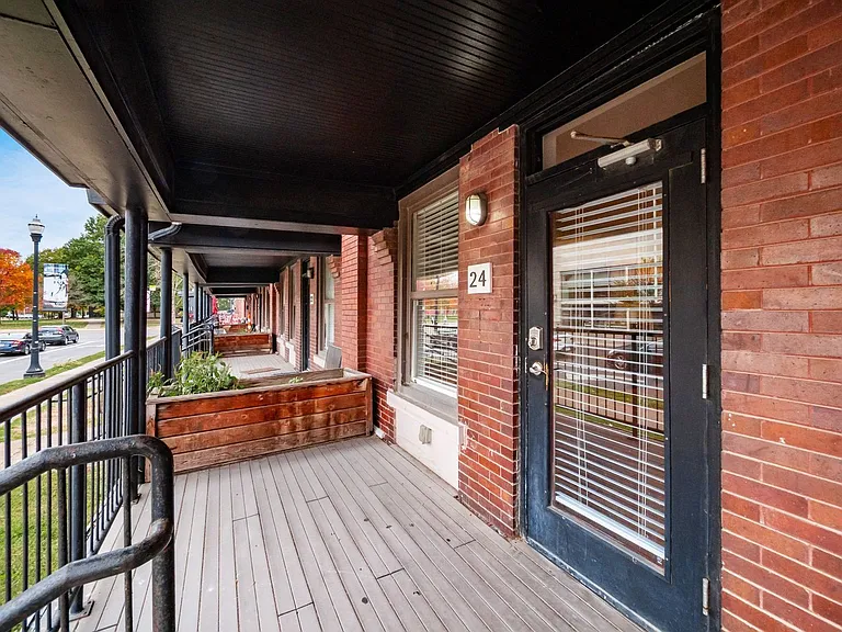 24 Chittenden Ave — Photo 30