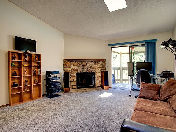 3rd image of 8225 E Fairmount Dr APT 207