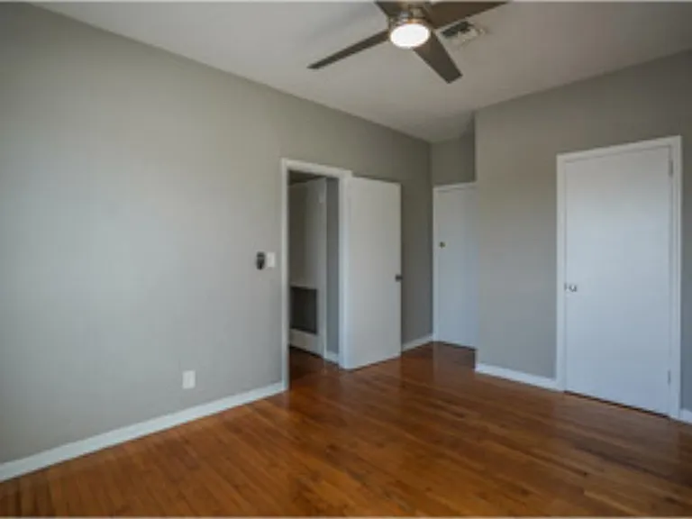 715 Michigan Ave #7 — Photo 7