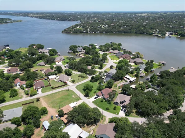 4005 Tahoe Ct, Granbury, TX 76048
