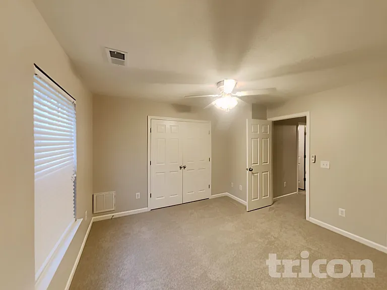 141 Sara Cir — Photo 11