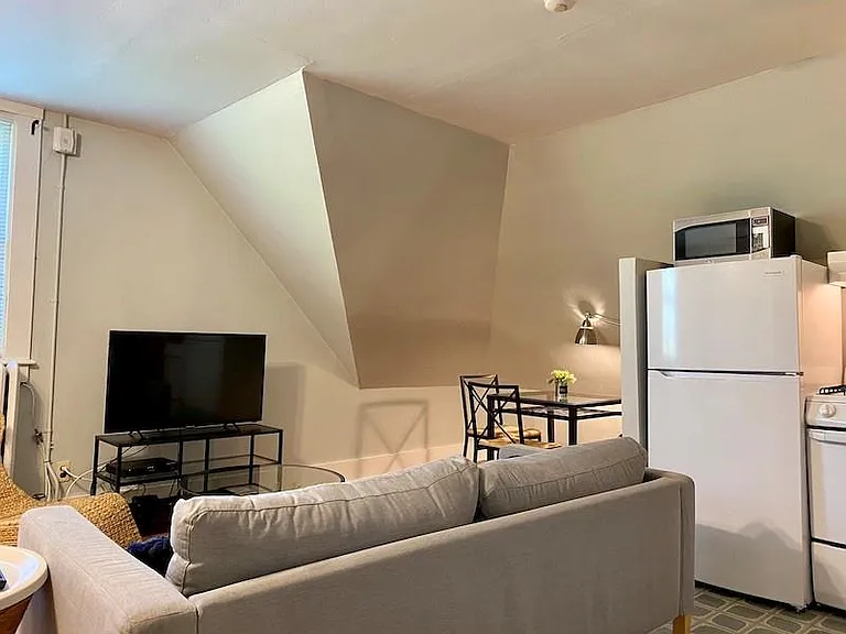 96 Rhode Island Ave #6 — Photo 4