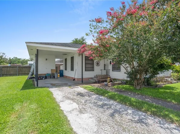 701 Ledoux St, Jennings, LA 70546