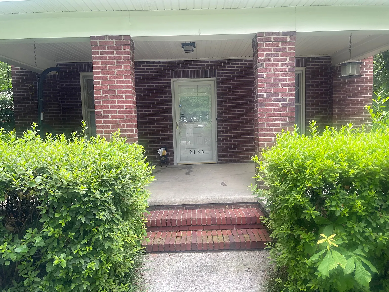 3 bed, $1,800 — Photo 3