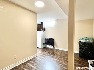 15 Jack Cres #2, Springwater, ON L9X1Z8