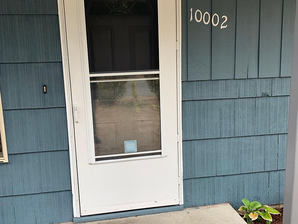 1st image of 10002 Lexington Ave SW