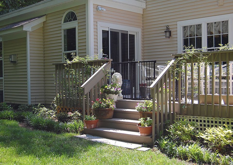 2nd image of 19 Park Ct
