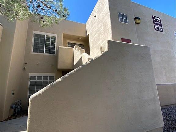 3rd image of 1900 Mountain Hills Ct Unit 204
