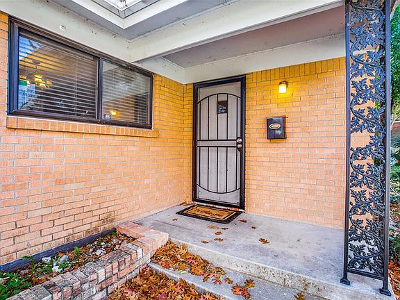 2nd image of 3601 Jeanette Dr