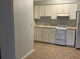 25 Ernest Ave APT 11, Exeter, NH 03833