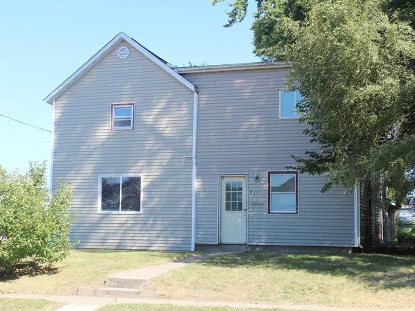 311 Pearl St, Boscobel, WI 53805