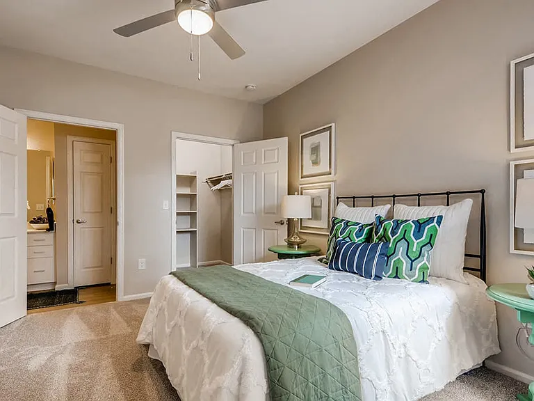 Parkfield Apartment Homes — Photo 5