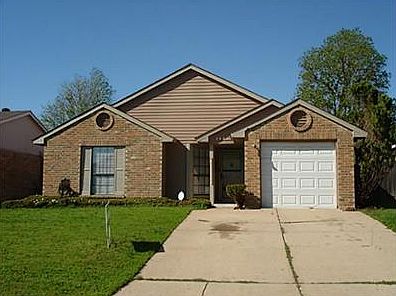 1st image of 2403 Brookdale Dr