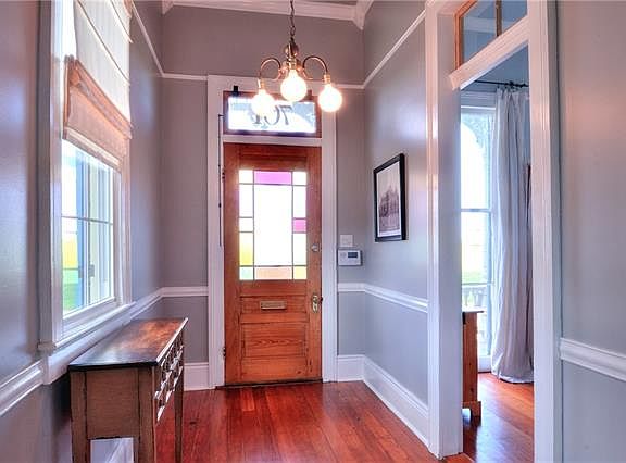 3rd image of 701 Jourdan Ave