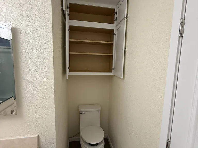 Bathroom2