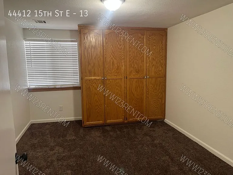 44412 15th St E #13 — Photo 7