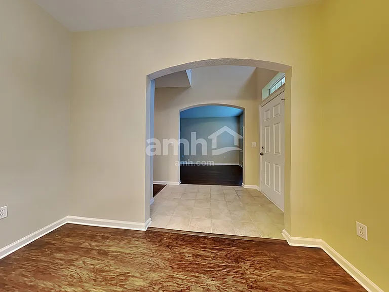 9243 Prosperity Lake Dr — Photo 6
