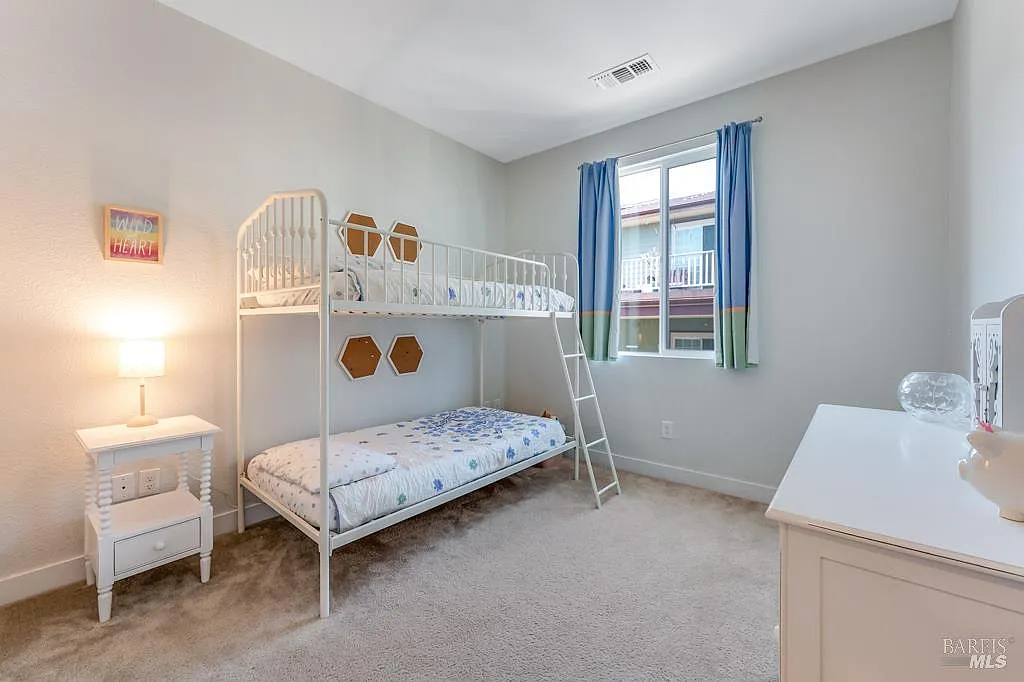 218 Johnson Street - Photo 12