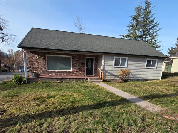 300 E Lake St, Mount Shasta, CA 96067